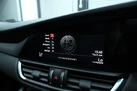 2017-alfa-romeo-giulia-20-veloce-small-63