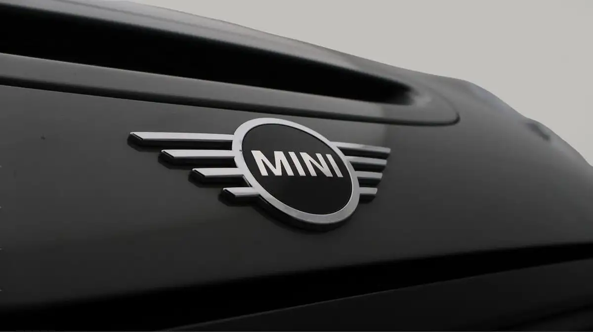 2021-mini-cooper-e-cooper-s-2-big-20