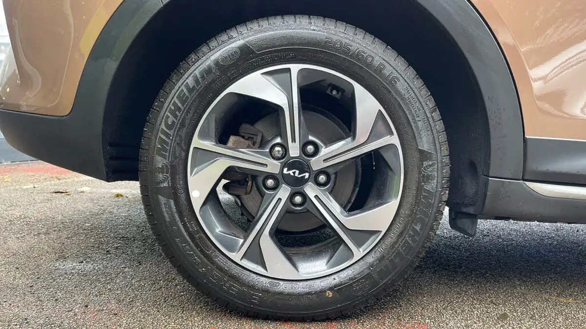 2022-kia-xceed-10-t-gdi-2-big-18