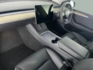 2023-tesla-model-y-e-rwd-small-3