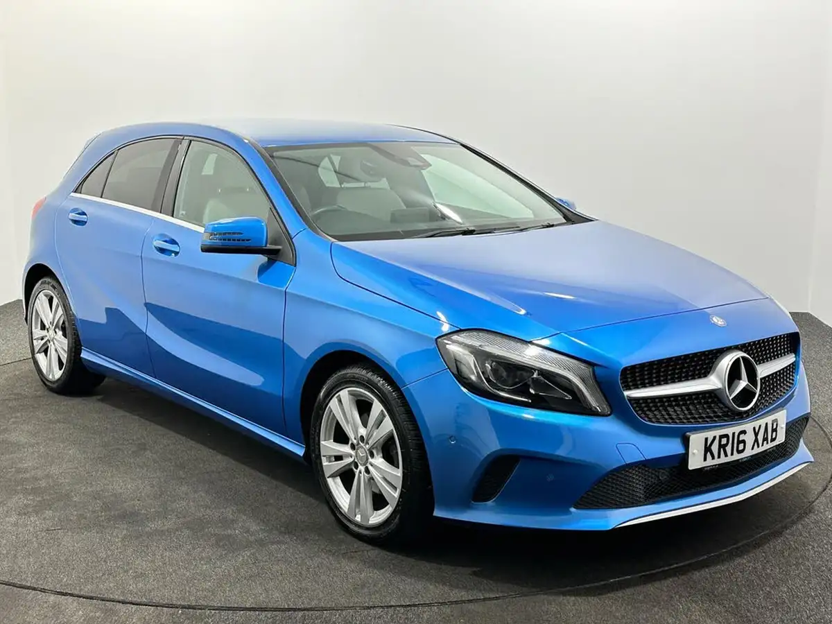 2016-mercedes-benz-a-class-21d-a200d-sport-premiumss-7g-dct-big-0