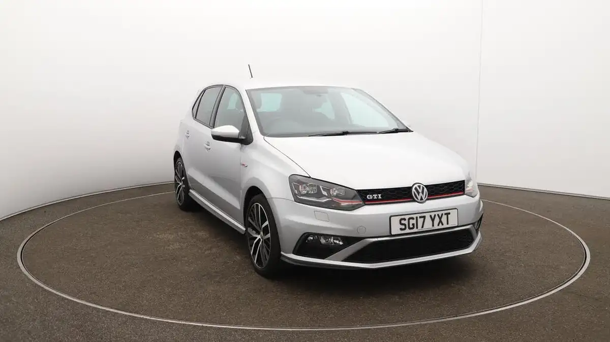 2017-volkswagen-polo-18-tsi-gti-bmtss-5d-big-41