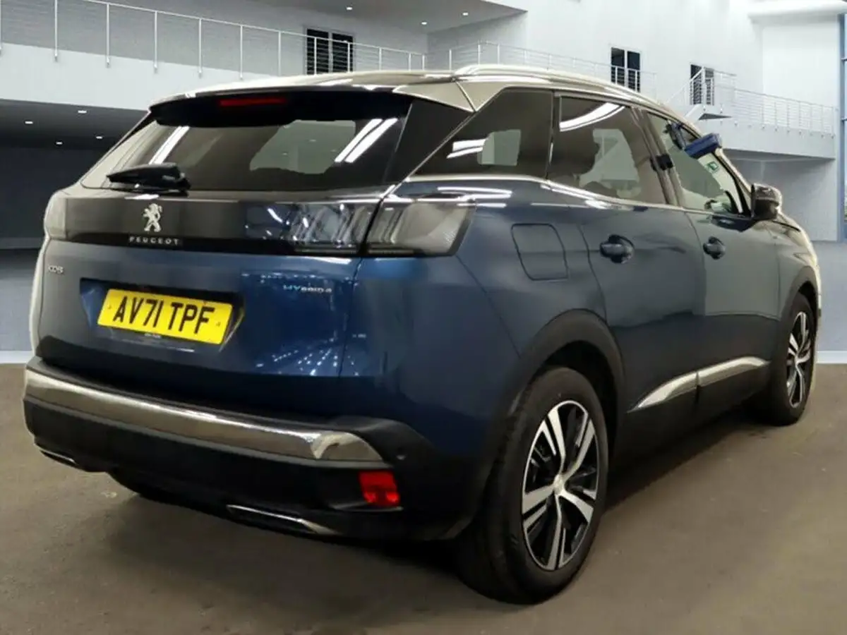 2022-peugeot-3008-suv-16-puretech-gt-premium-300bhp-4wd-hybrid4-e-eat8-big-3