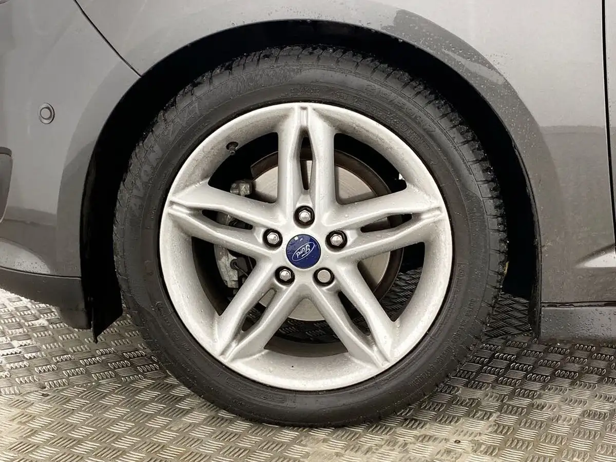 2016-ford-c-max-15tdci-titanium-x-powershift-big-10