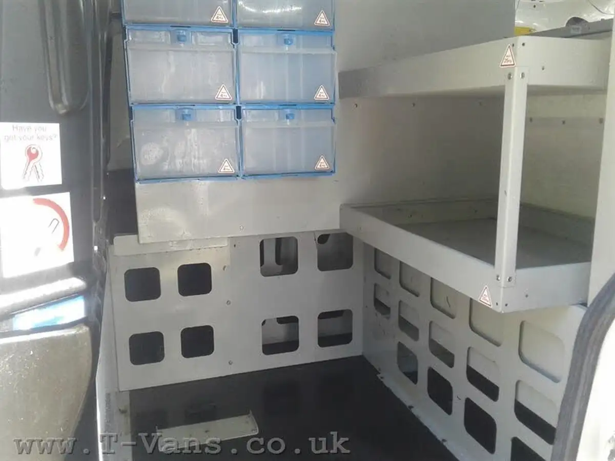 2015-fiat-doblo-cargo-16td-105eu-v-l1-refrigerated-van-big-7