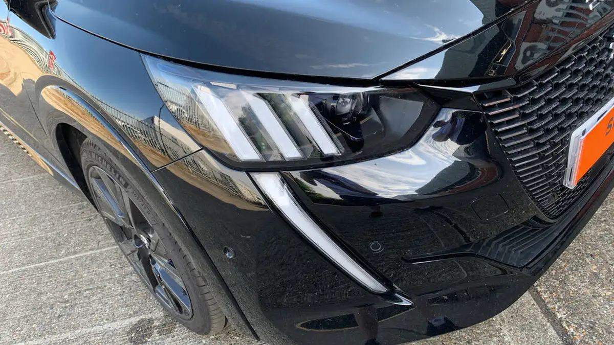 2022-peugeot-208-12-puretech-gt-premium-130bhp-eat8-big-45