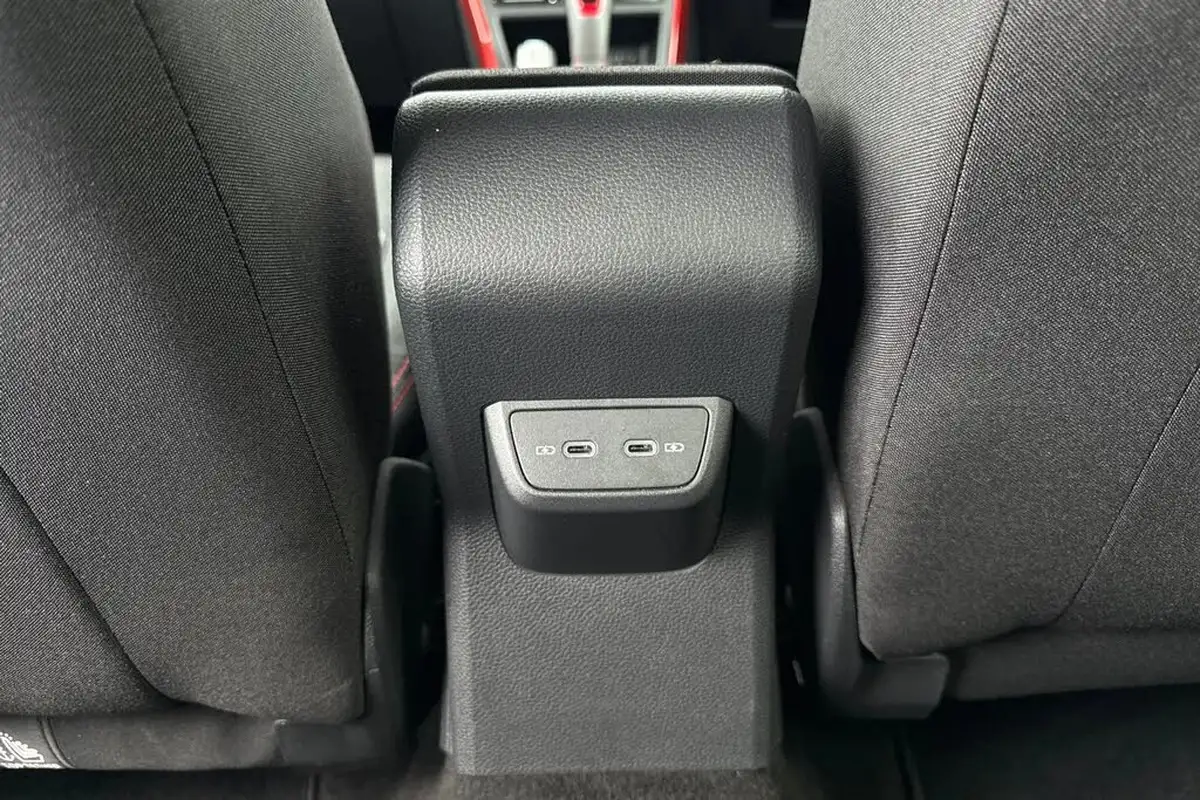 2023-volkswagen-polo-20-tsi-gti-big-31