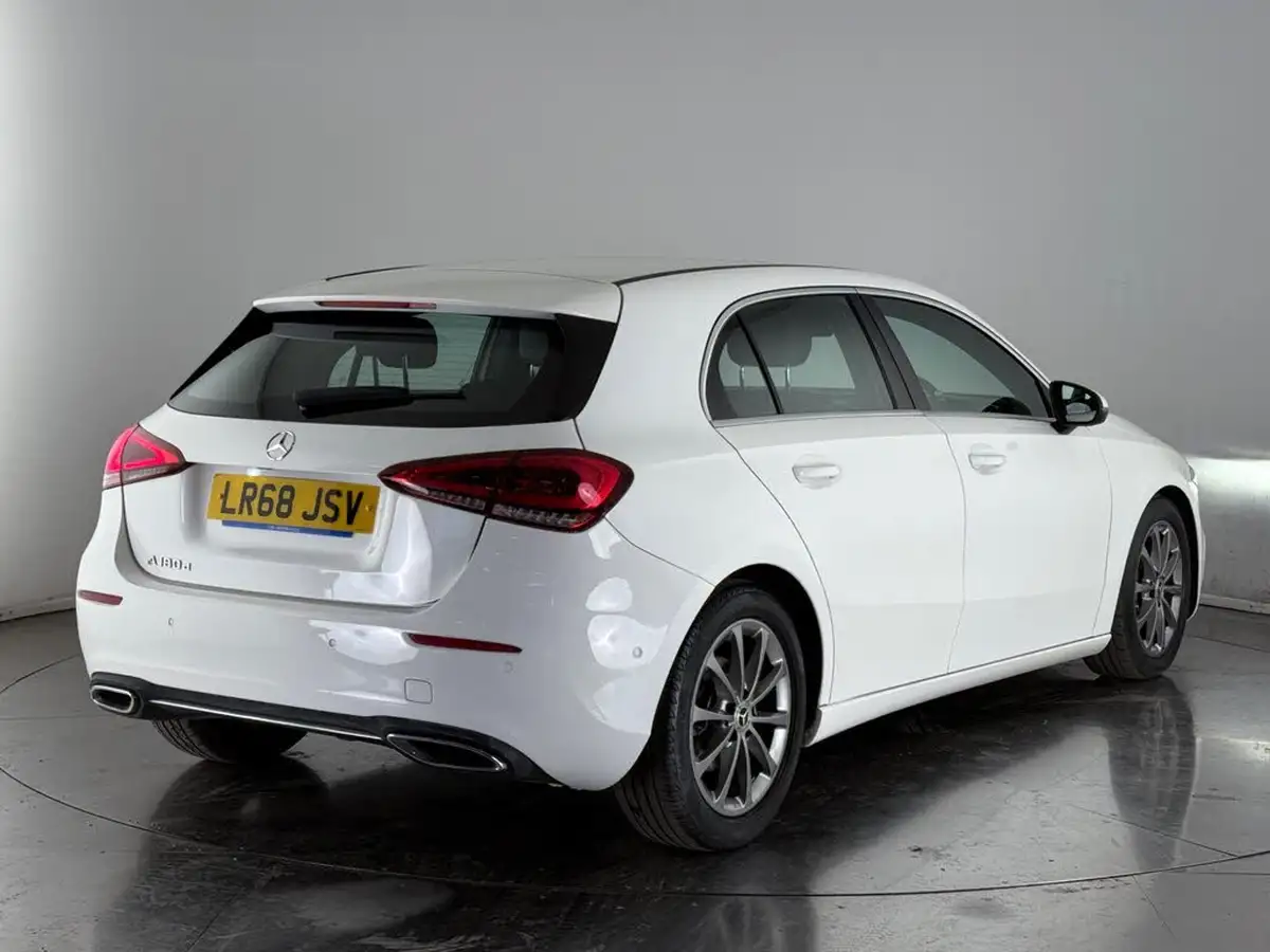 2018-mercedes-benz-a-class-15d-a180d-sport-116ps-executivess-hatchback-5d-7g-dct-big-4