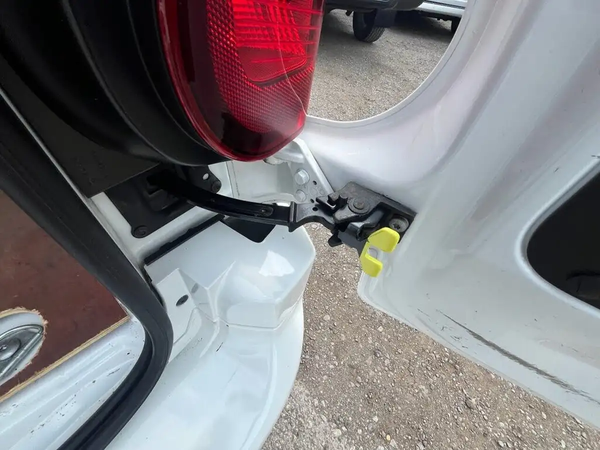 2021-vauxhall-combo-15cdti-sportive-2300-100pseu6dt-l1h1-panel-big-43