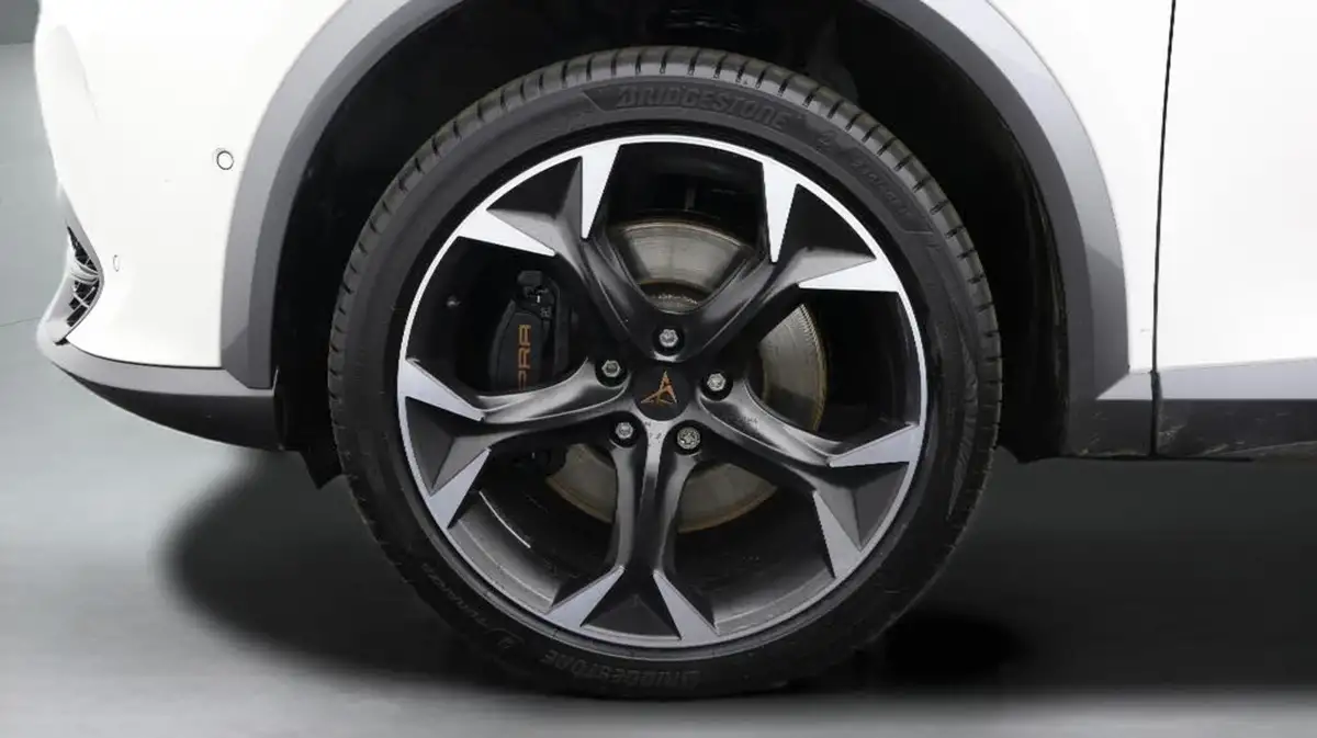 2022-cupra-formentor-20-tsi-vz2-310ps-4drive-big-18