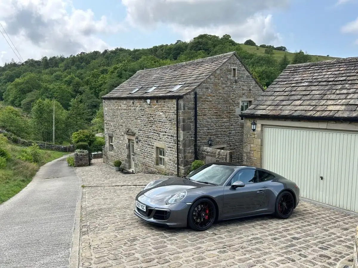 2018-porsche-911-30-carrera-gts-coupe-pdk-big-42