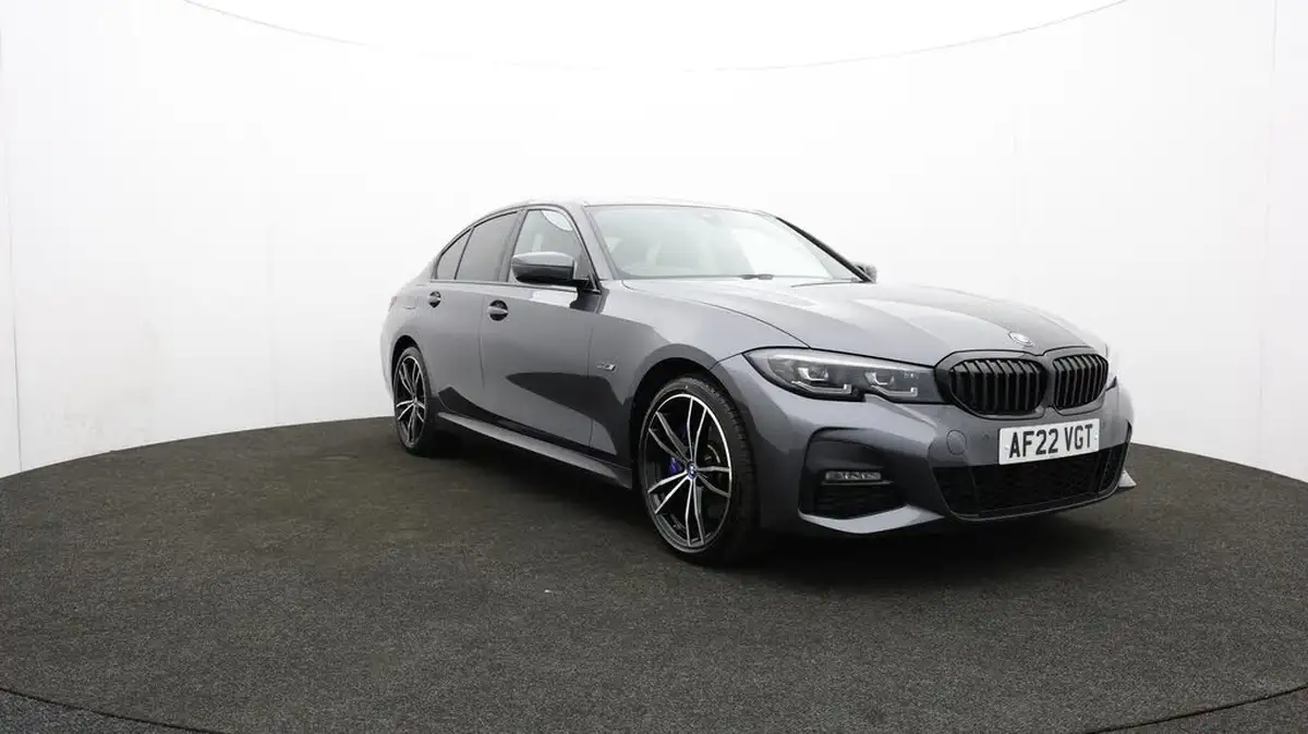 2022-bmw-3-series-20-330e-m-sport-pro-pack-saloon-4d-big-43