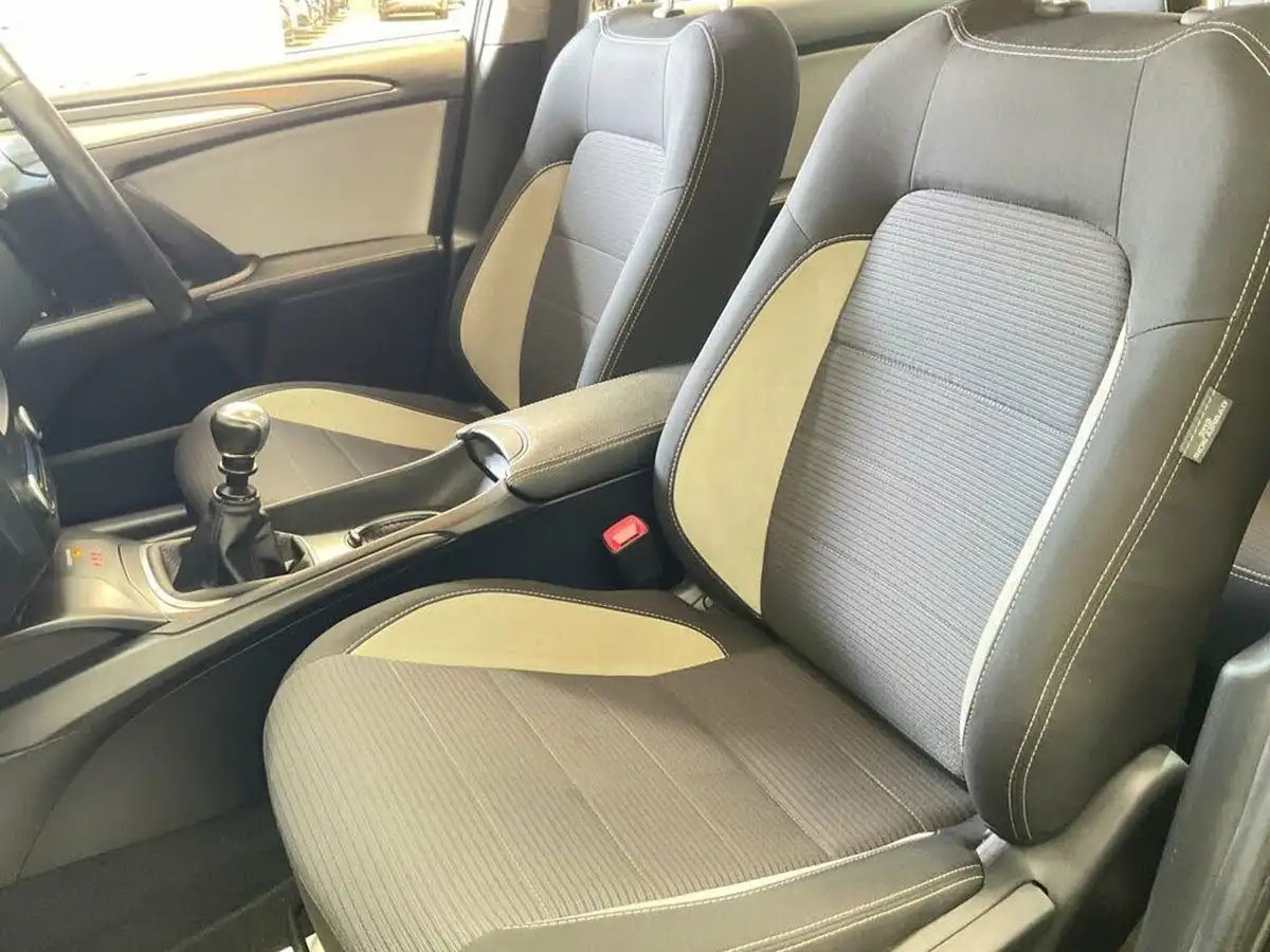 2017-toyota-avensis-18-v-matic-business-edition-saloon-4d-big-26
