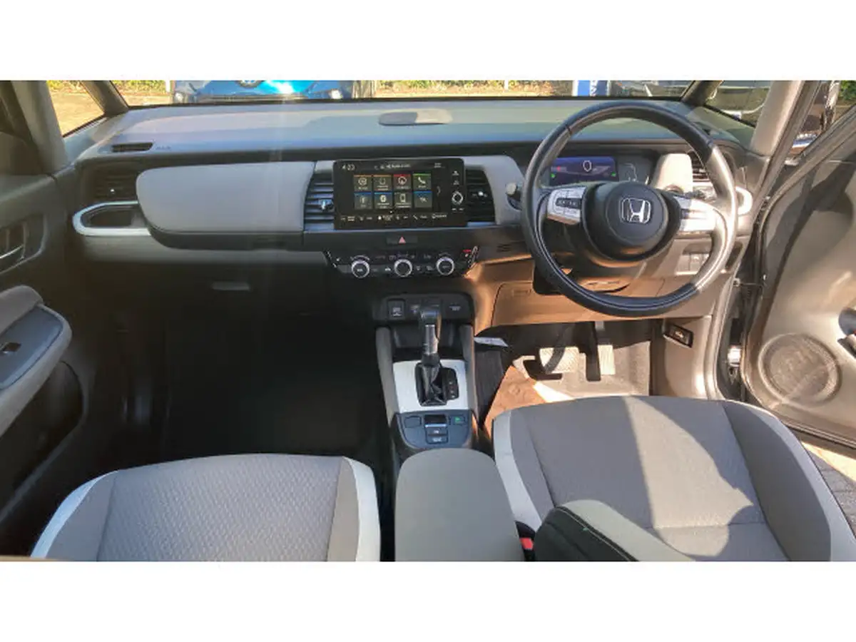 2021-honda-jazz-15-i-mmd-crosstar-ex-109ps-two-tone-big-44