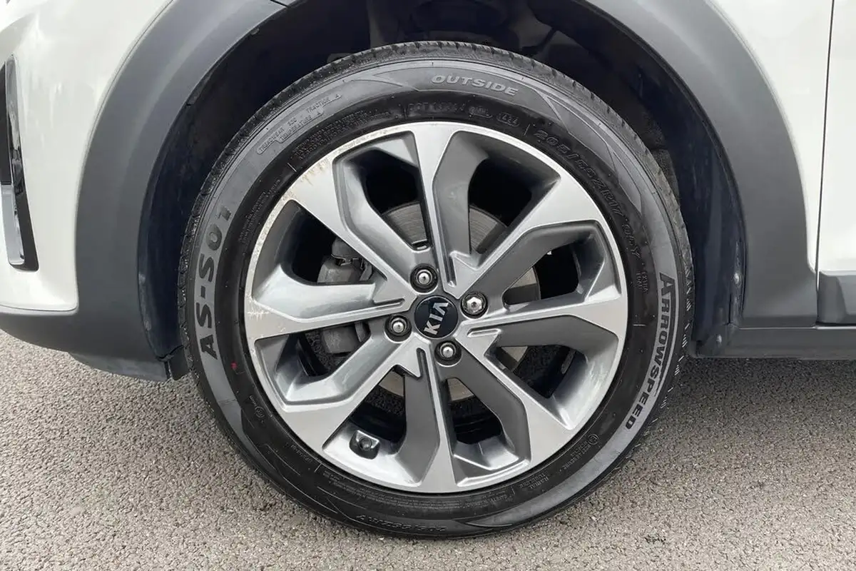 2019-kia-stonic-10-t-gdi-2-big-12