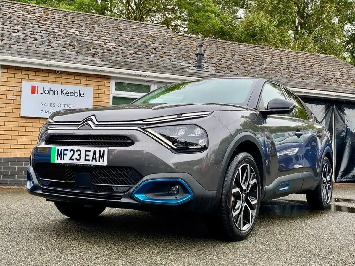 2022-citroen-c4-e-shine-plus-big-7