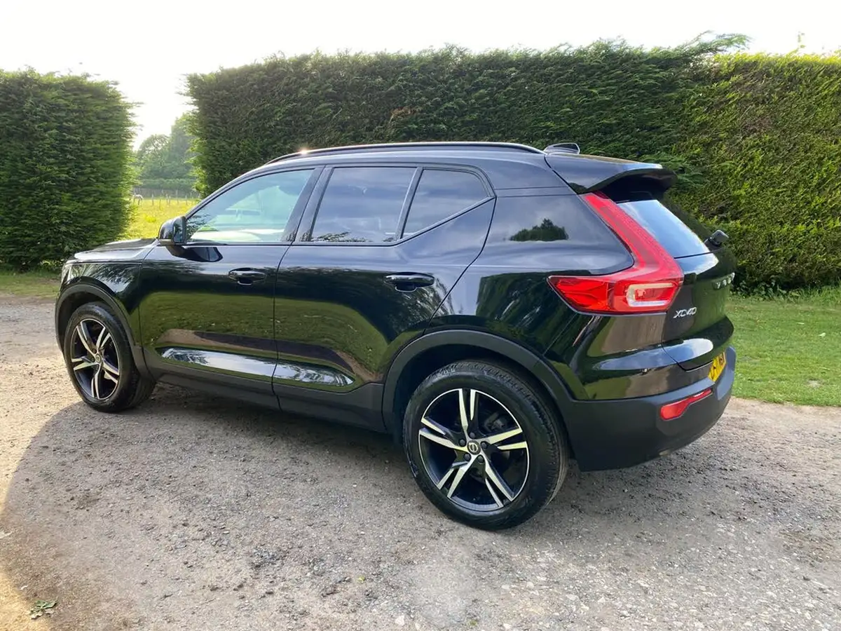 2021-volvo-xc40-15-t3-r-design-161bhp-auto-big-5