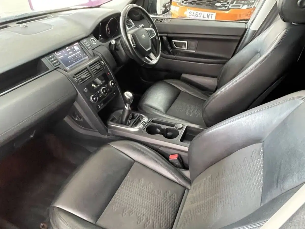 2018-land-rover-discovery-sport-20ed4-pure-150ps-big-29