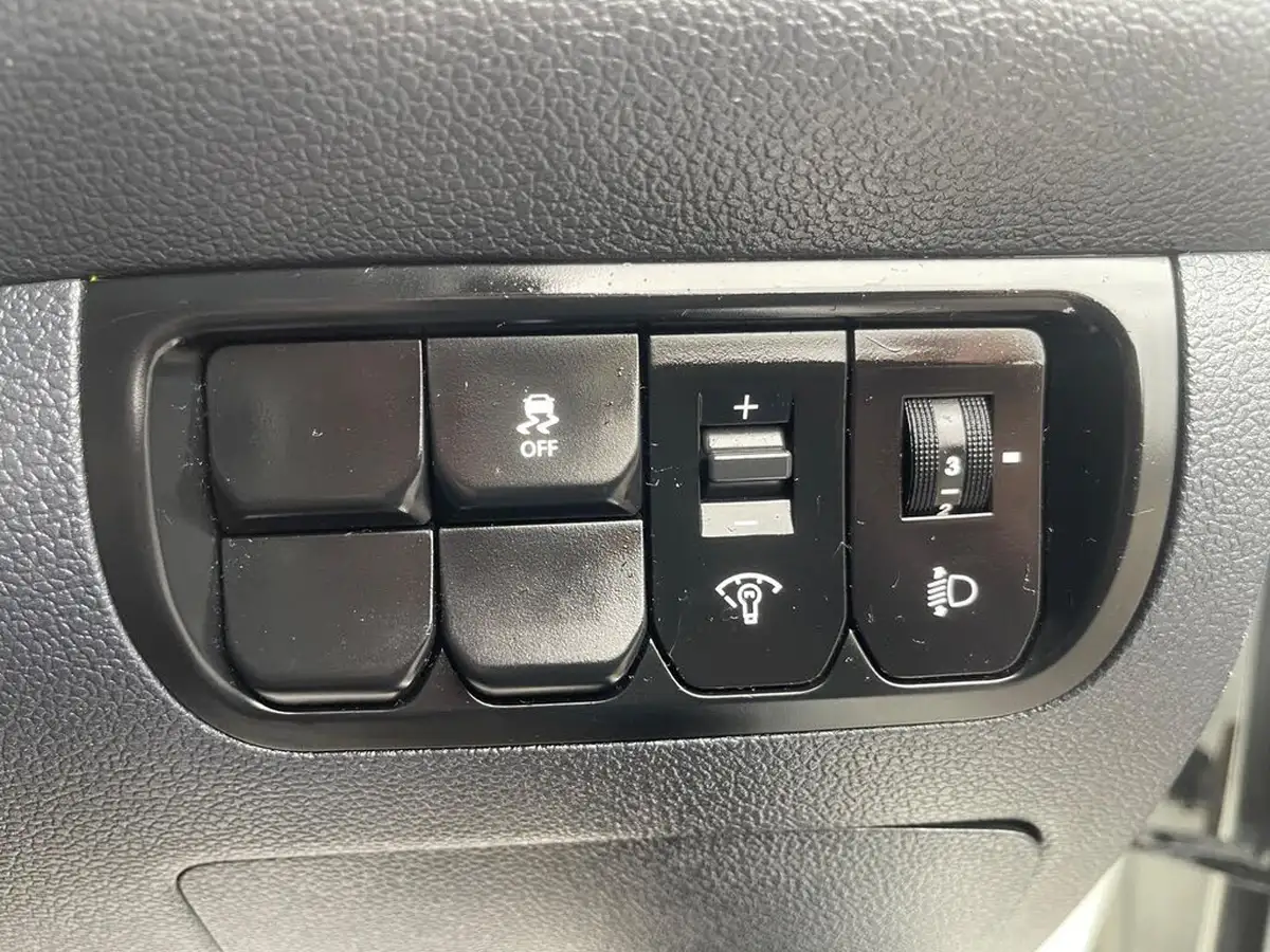 2015-kia-rio-125-1-air-big-27