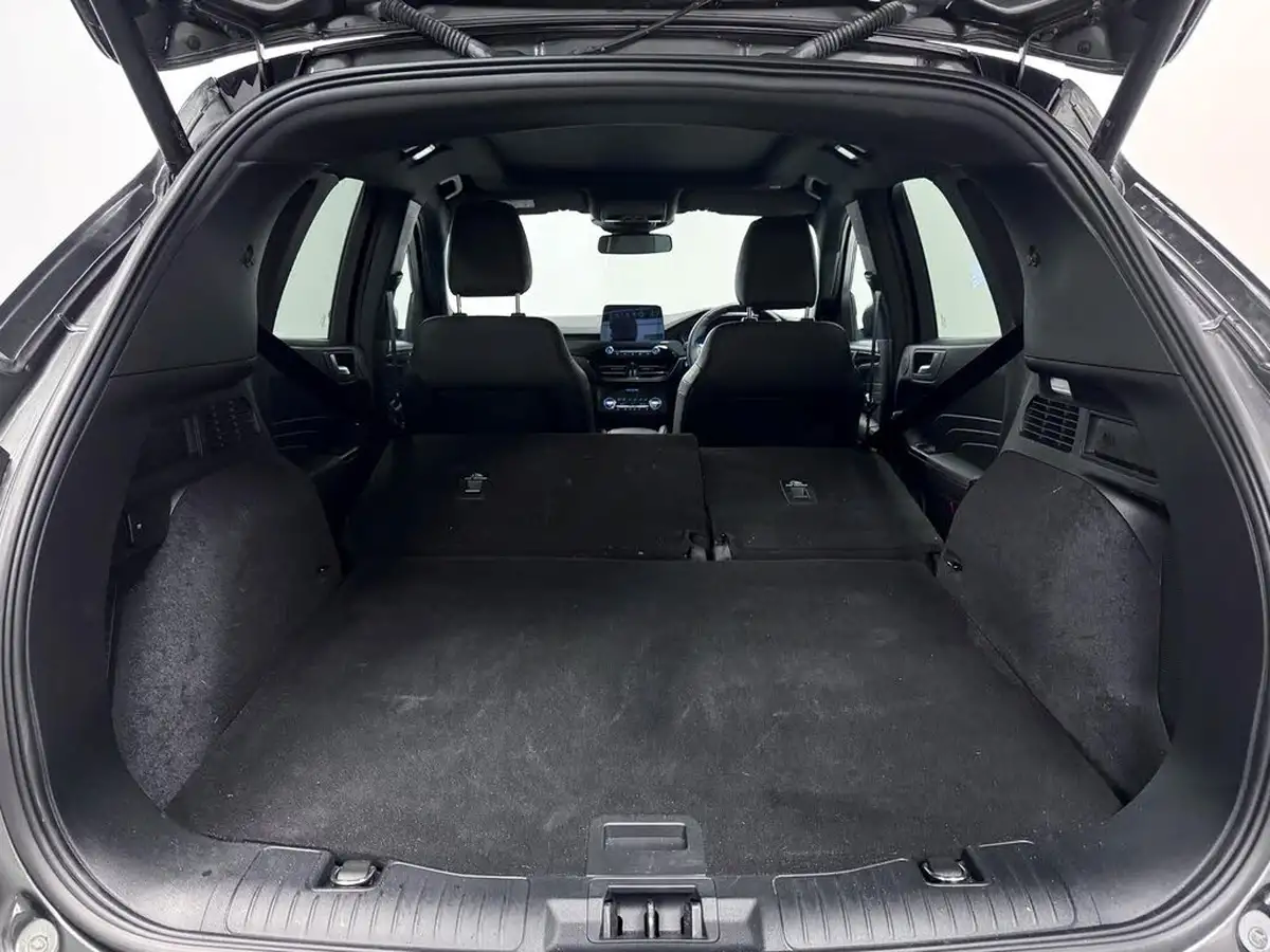 2022-ford-kuga-25t-st-line-x-edition-225ps-phev-big-13
