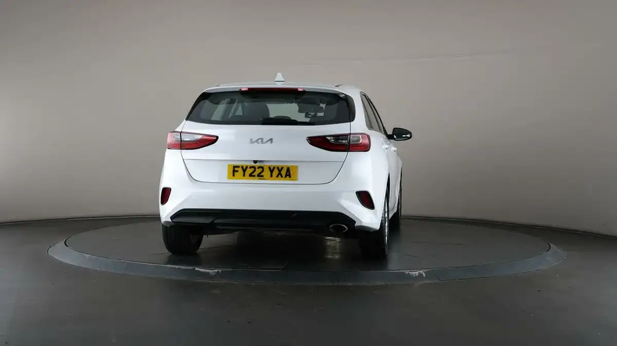 2021-kia-ceed-10-t-gdi-2-hatchback-big-70