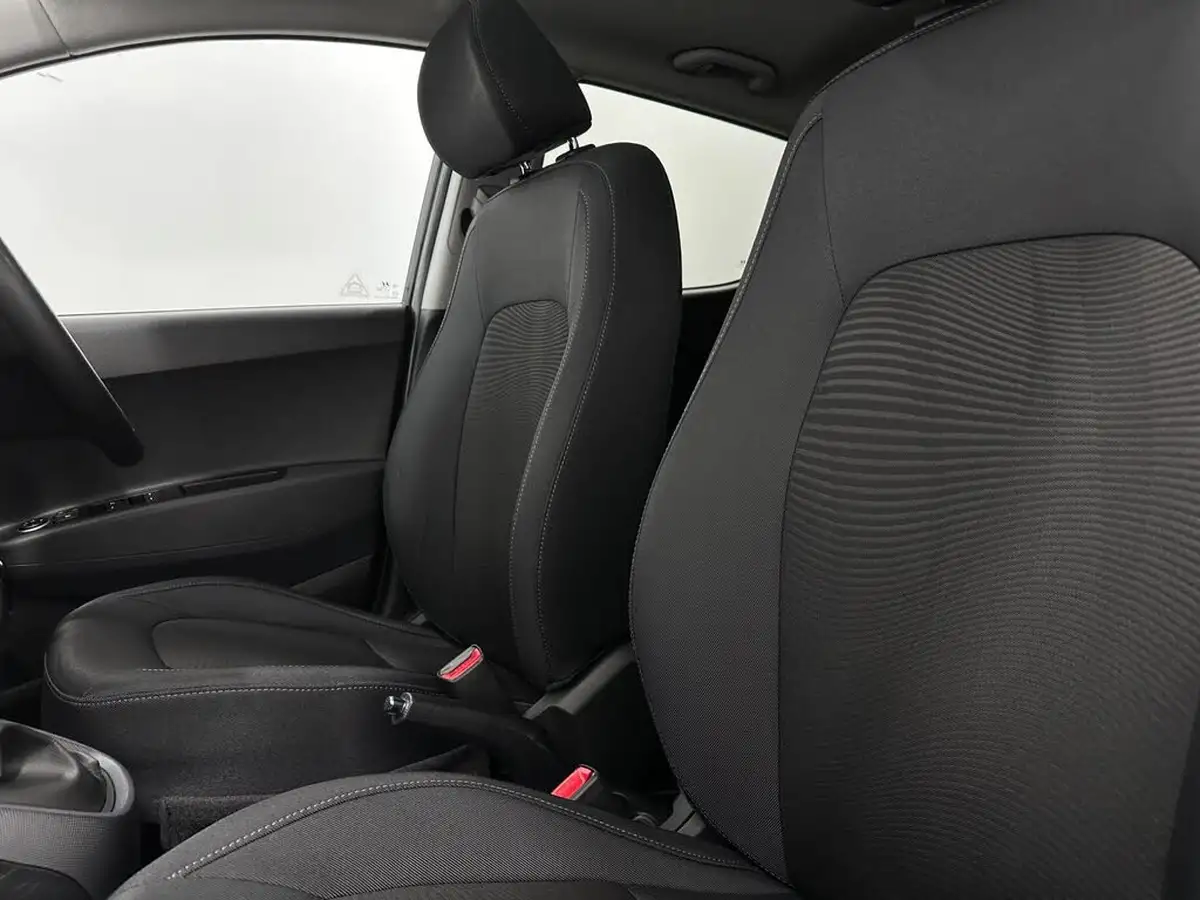 2018-hyundai-i10-12-premium-se-auto-big-32