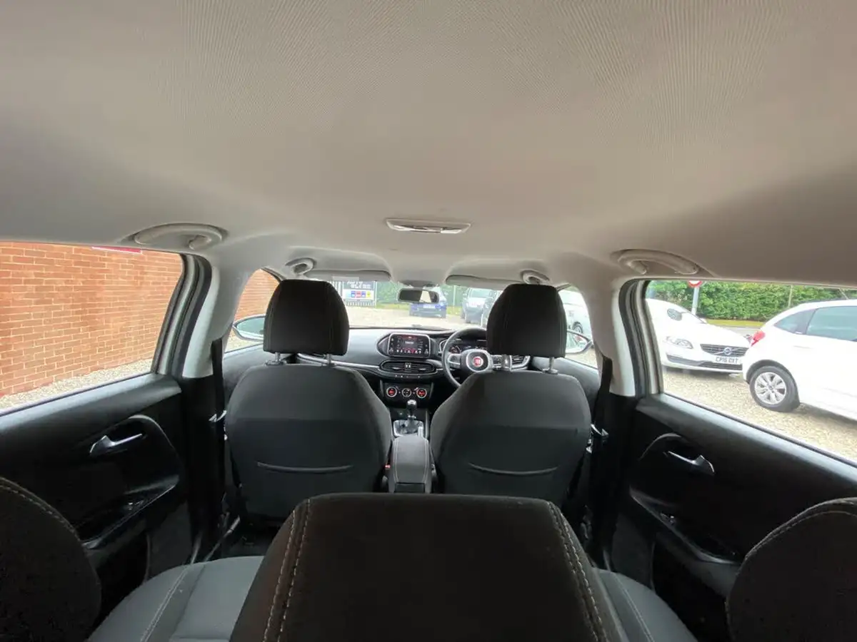 2019-fiat-tipo-16multijet-ii-lounge-ss-station-wagon-big-9