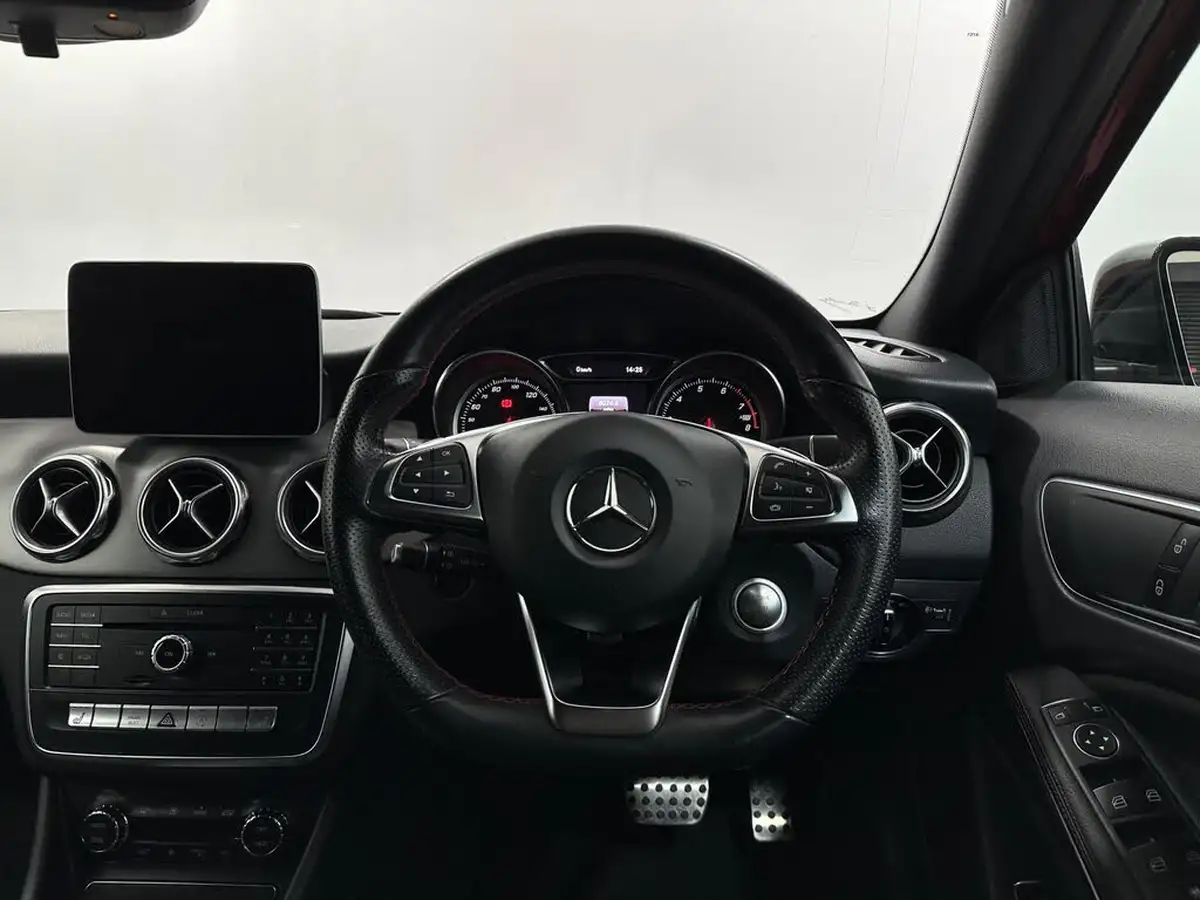 2018-mercedes-benz-gla-class-16-gla-200-amg-line-156ps-executive-7g-dct-big-11