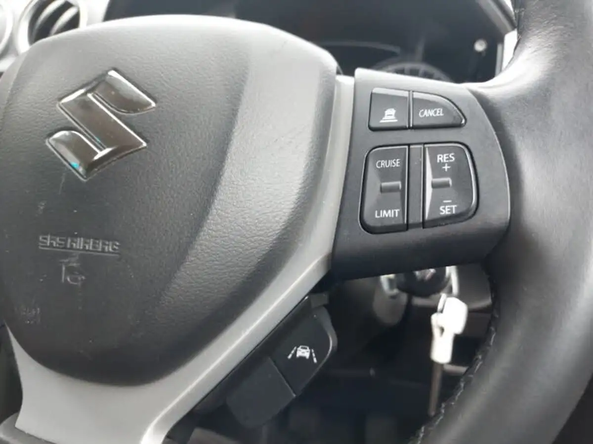 2022-suzuki-vitara-14-boosterjet-sz-t-big-15