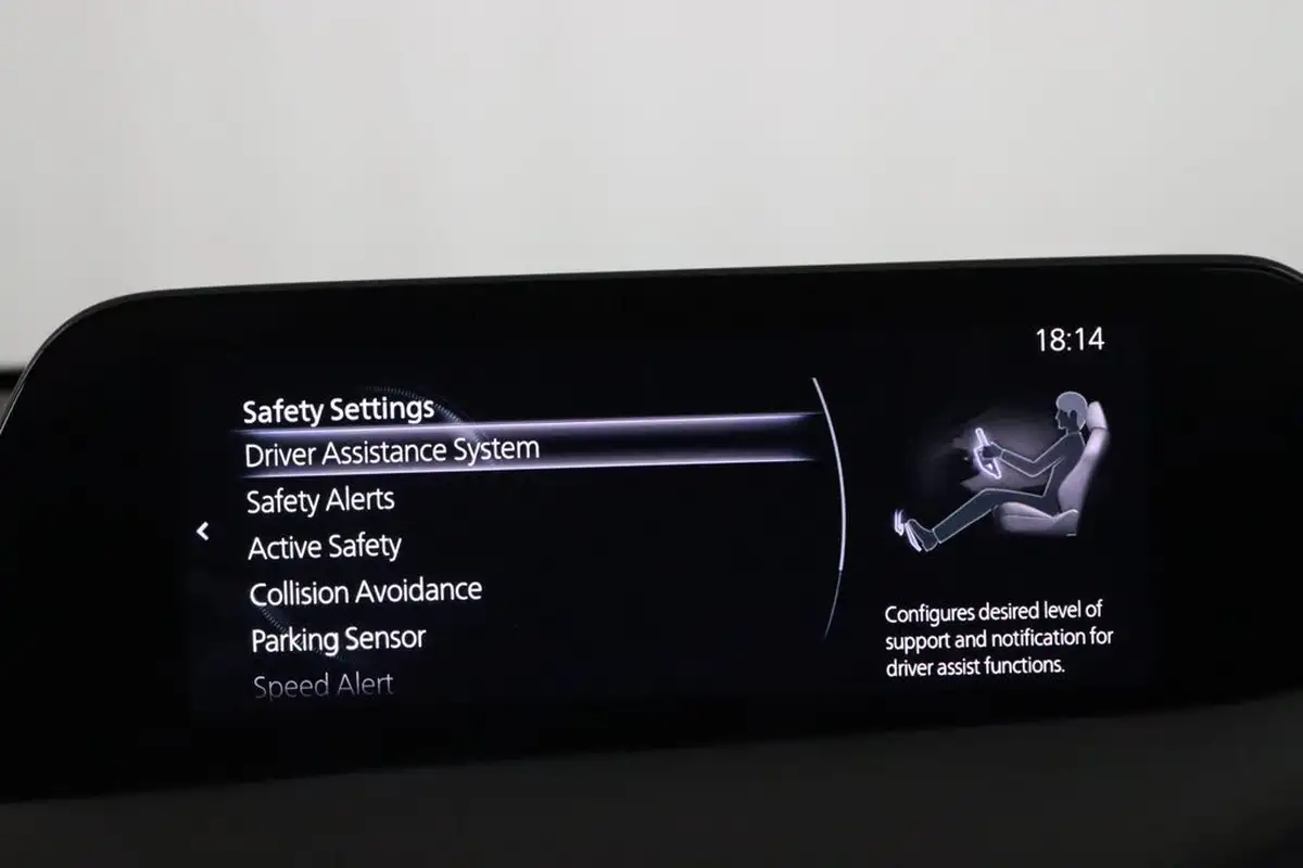 2021-mazda-mazda3-20-gt-sport-180ps-hatchback-5d-big-32