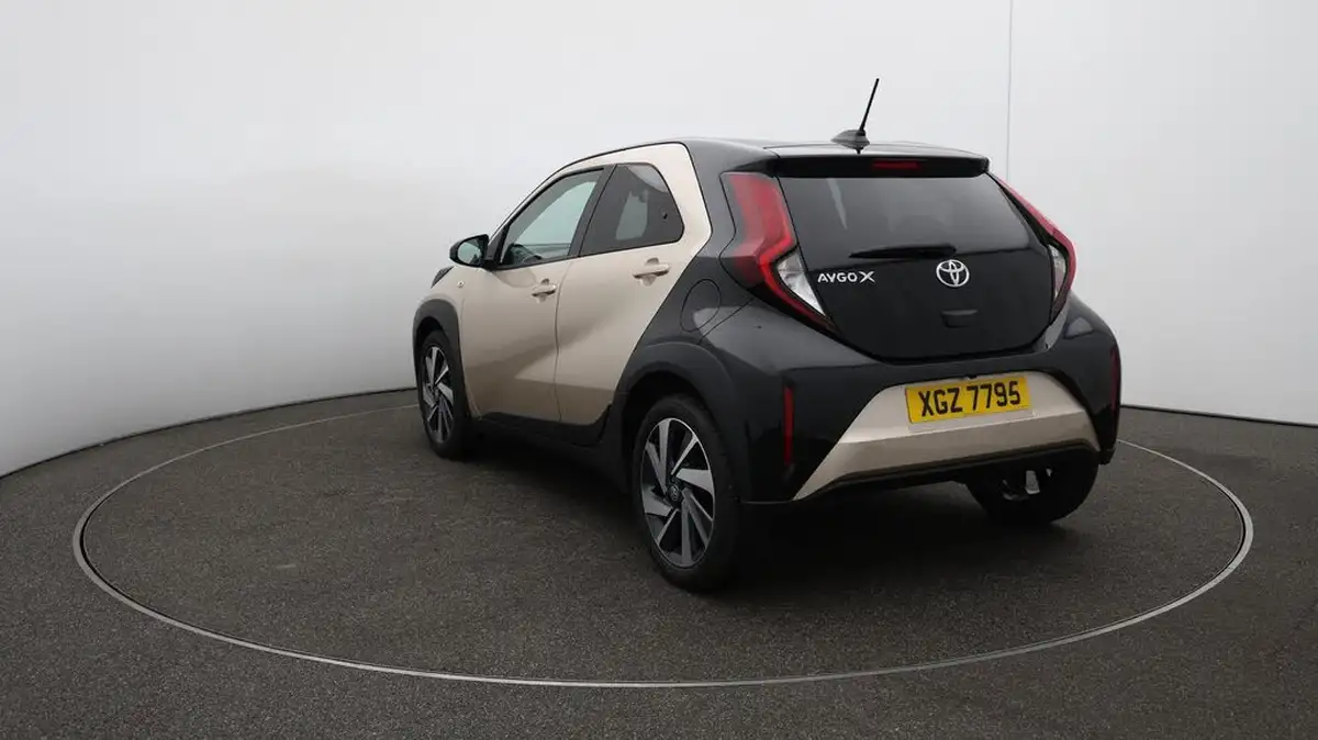 2022-toyota-aygo-x-10-vvt-i-edge-cvt-big-58