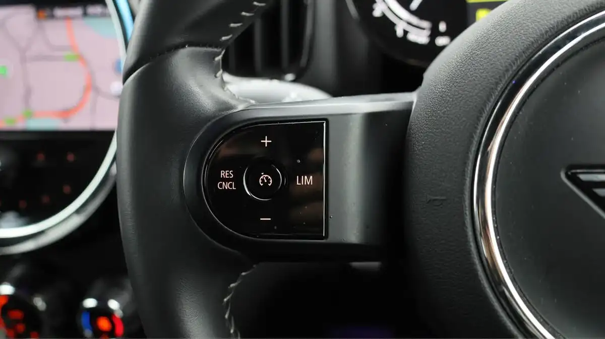 2021-mini-countryman-15-cooper-exclusive-auto-big-24