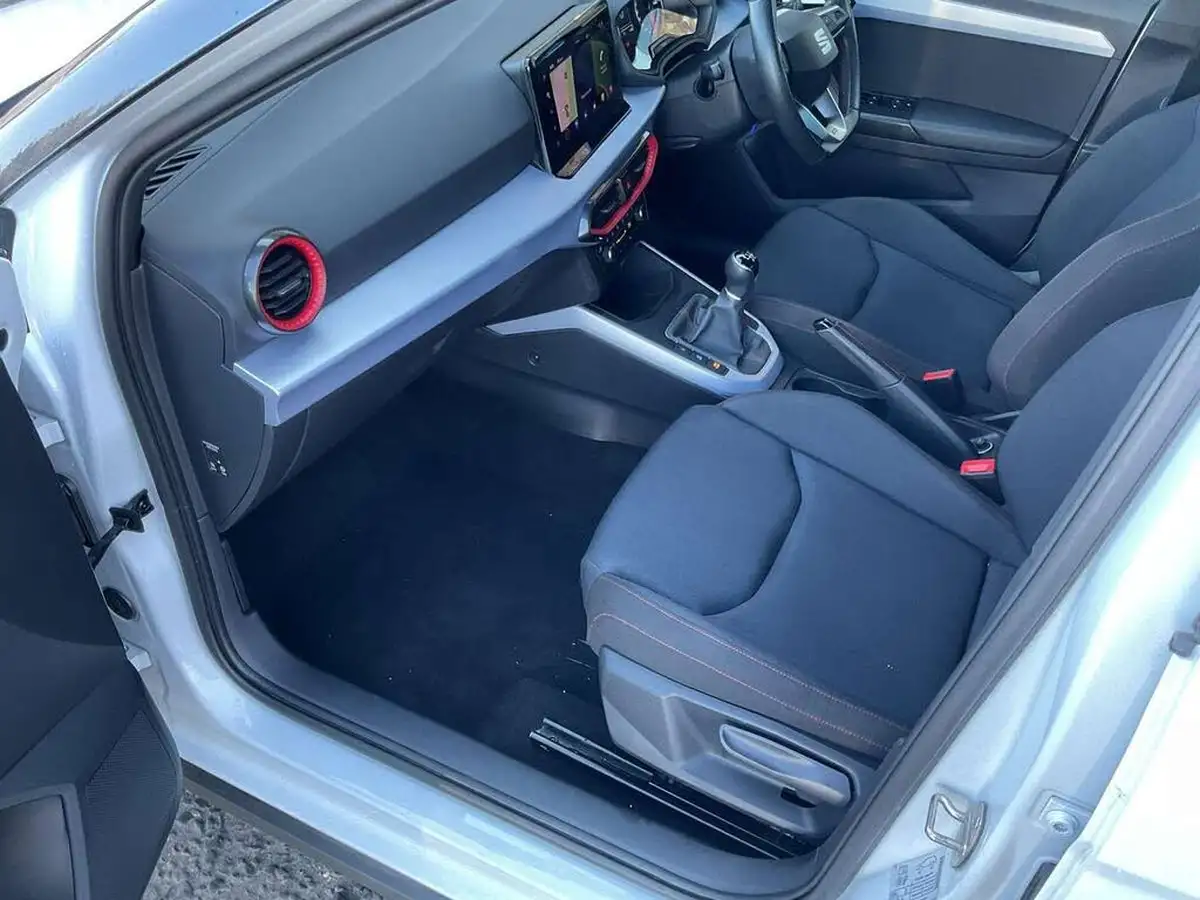 2022-seat-arona-10-tsi-fr-big-11