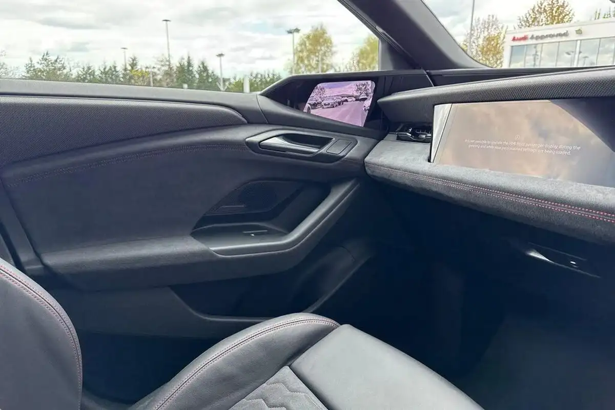 2025-audi-s6-e-tron-e-launch-edition-big-14