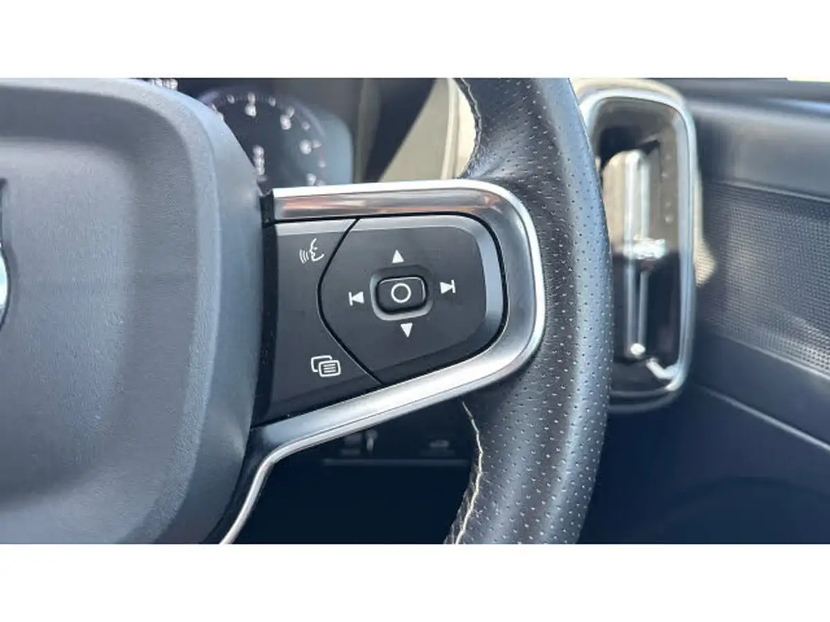 2021-volvo-xc40-15-t3-r-design-161bhp-auto-big-18