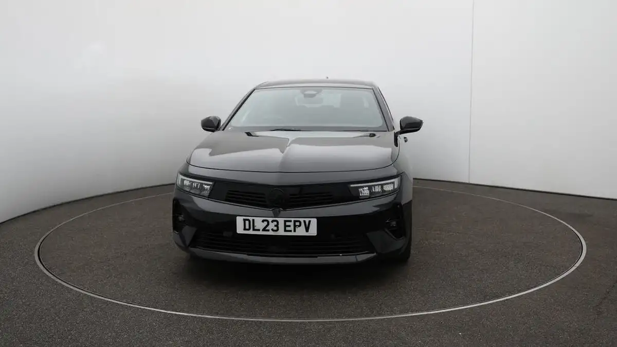2023-vauxhall-astra-12-turbo-gs-hatchback-auto-big-31