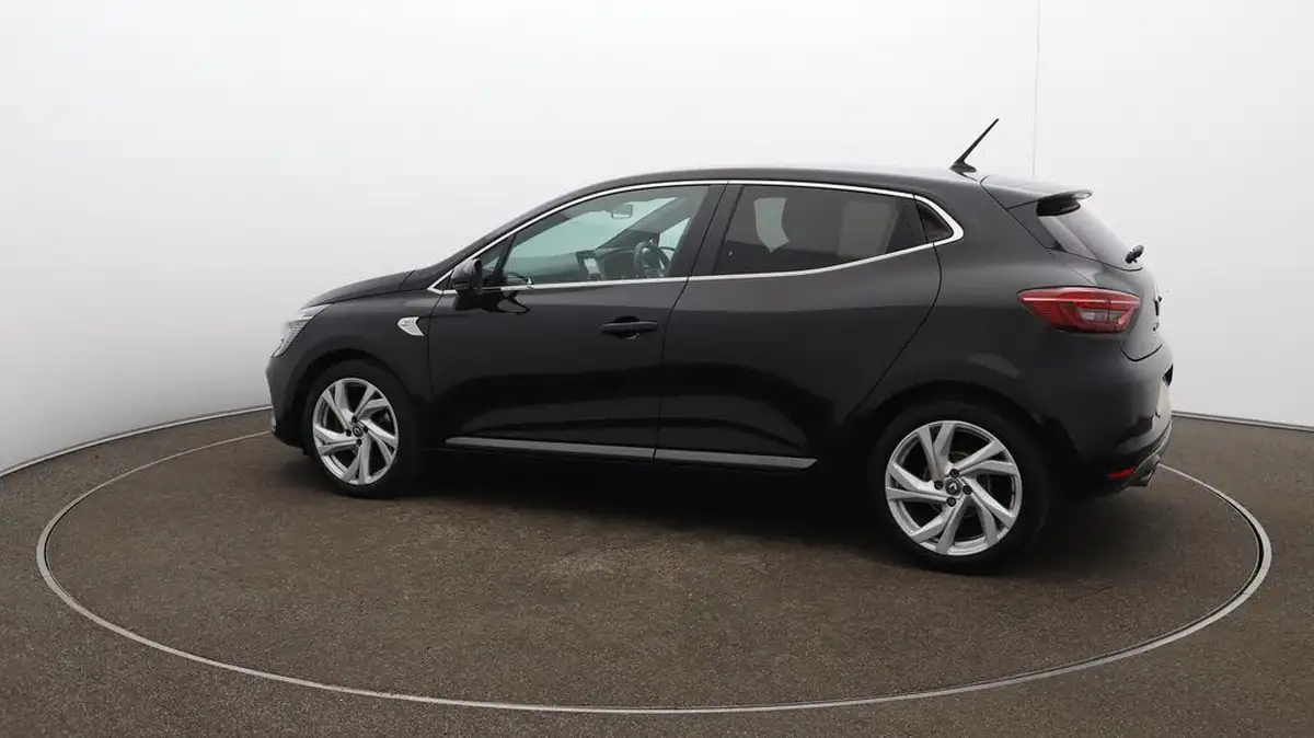 2020-renault-clio-13-tce-rs-line-big-47