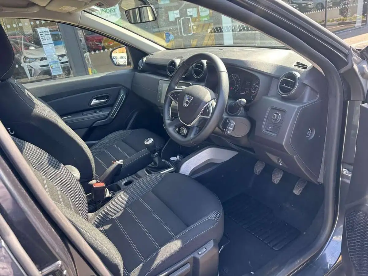 2022-dacia-duster-13-tce-prestige-130bhp-big-11