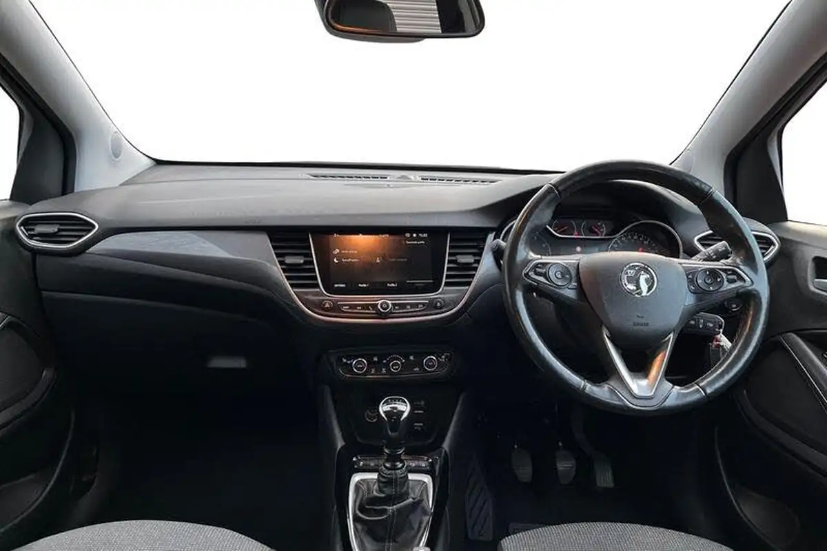 2021-vauxhall-crossland-12-elite-nav-110ps-big-9