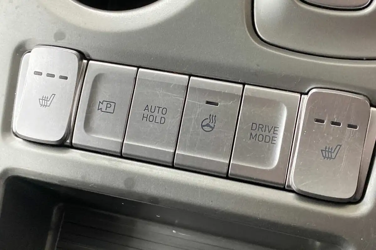 2021-hyundai-kona-e-premium-204ps-64kwh-7kw-obc-big-32