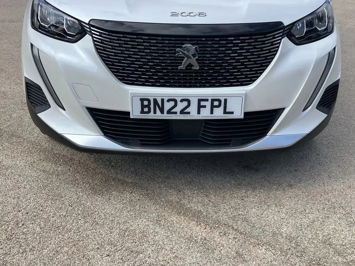 2022-peugeot-2008-suv-12-puretech-allure-premium-130bhp-eat8-big-32