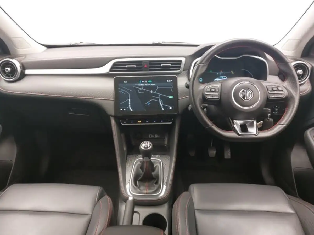 2022-mg-zs-suv-15-vti-tech-exclusive-big-2
