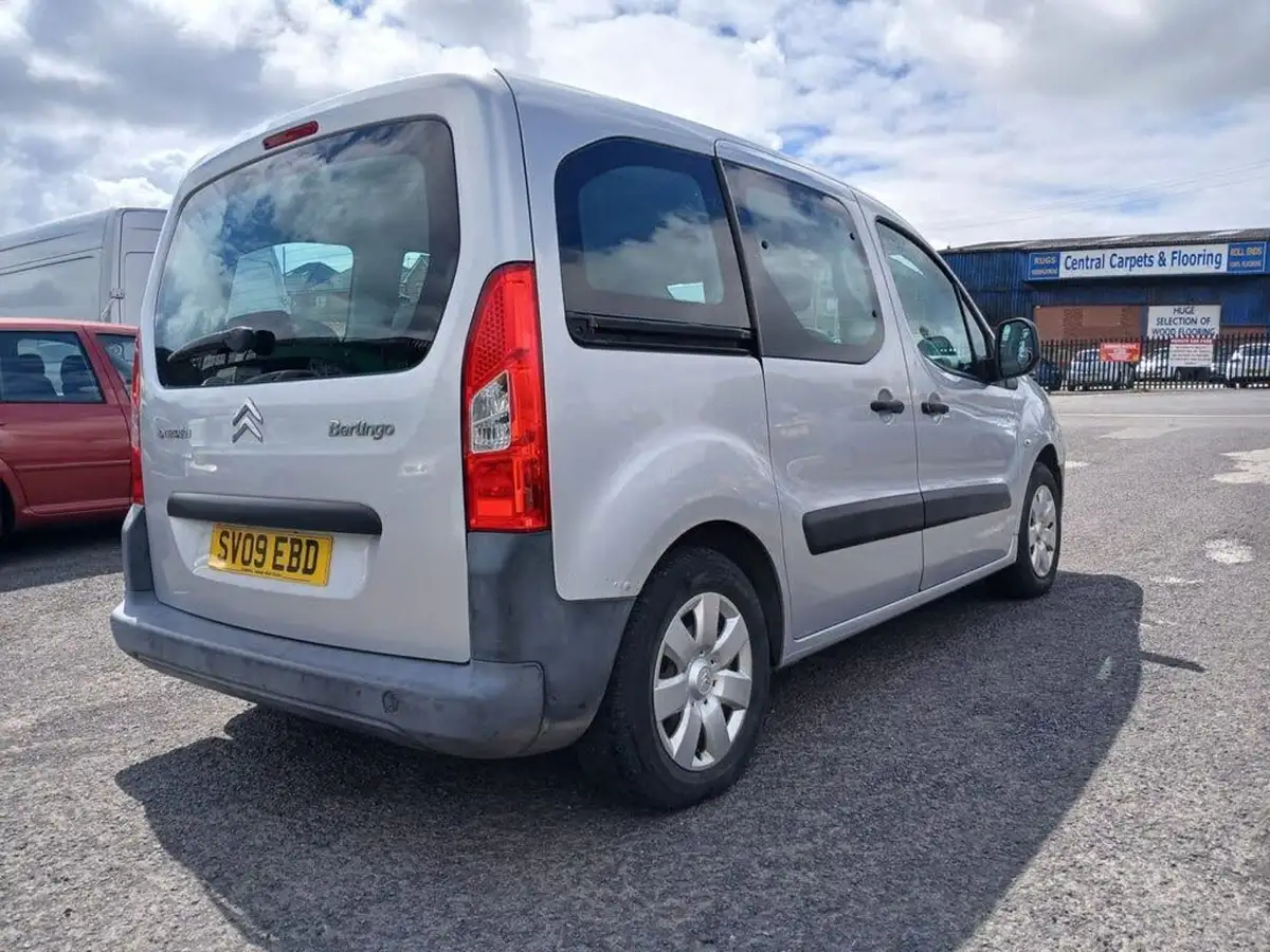 2009-citroen-berlingo-16td-vt-90ps-big-1