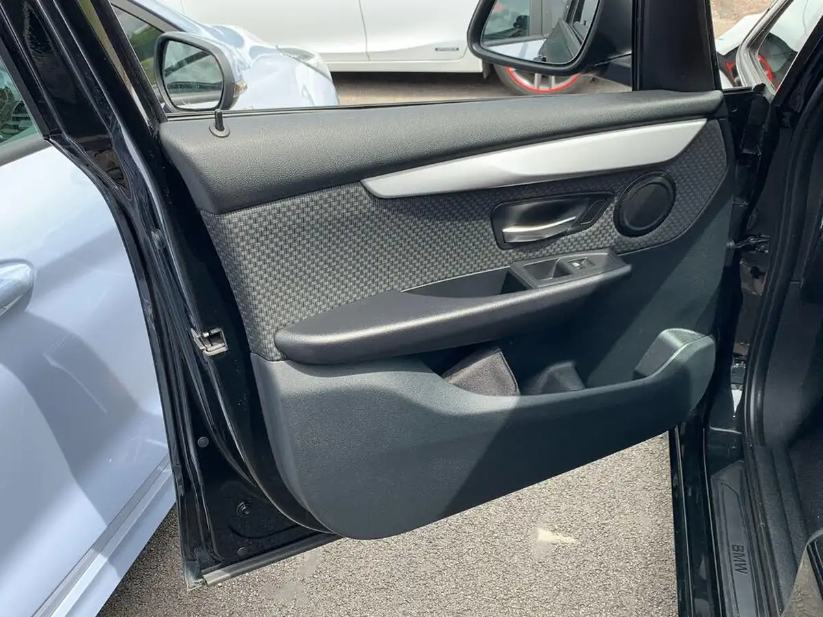 2020-bmw-2-series-15td-216d-se-gran-dct-big-28