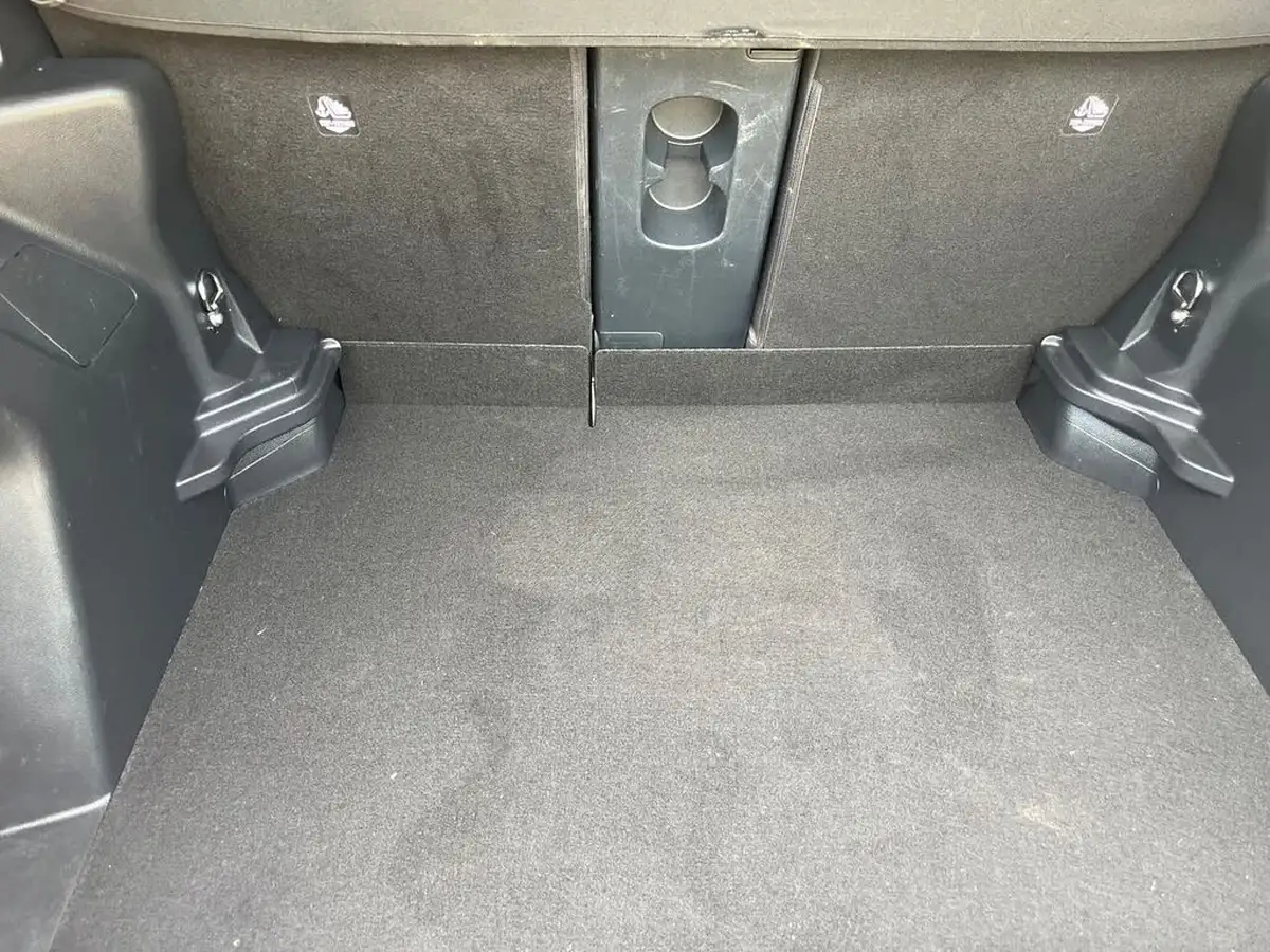 2021-toyota-yaris-15-vvt-i-design-panoramic-roof-big-11