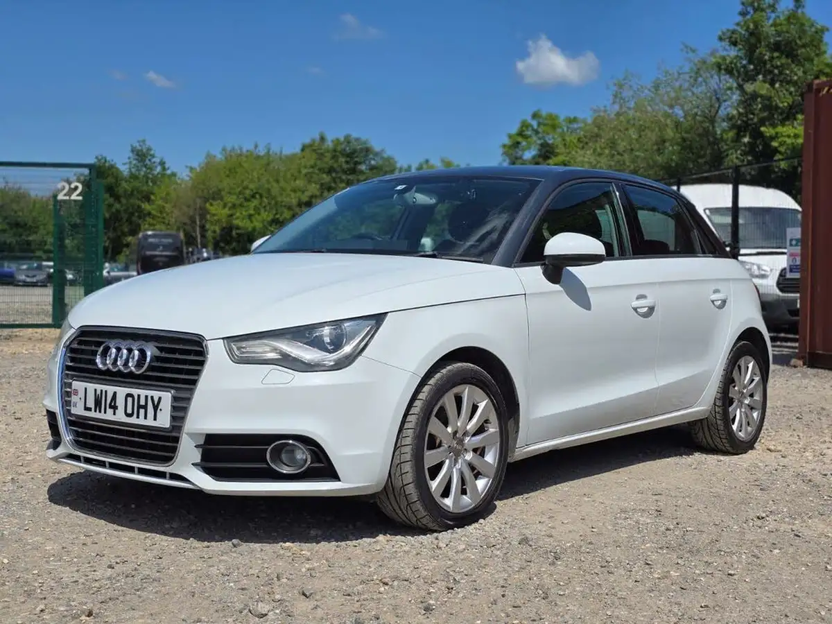 2014-audi-a1-big-7
