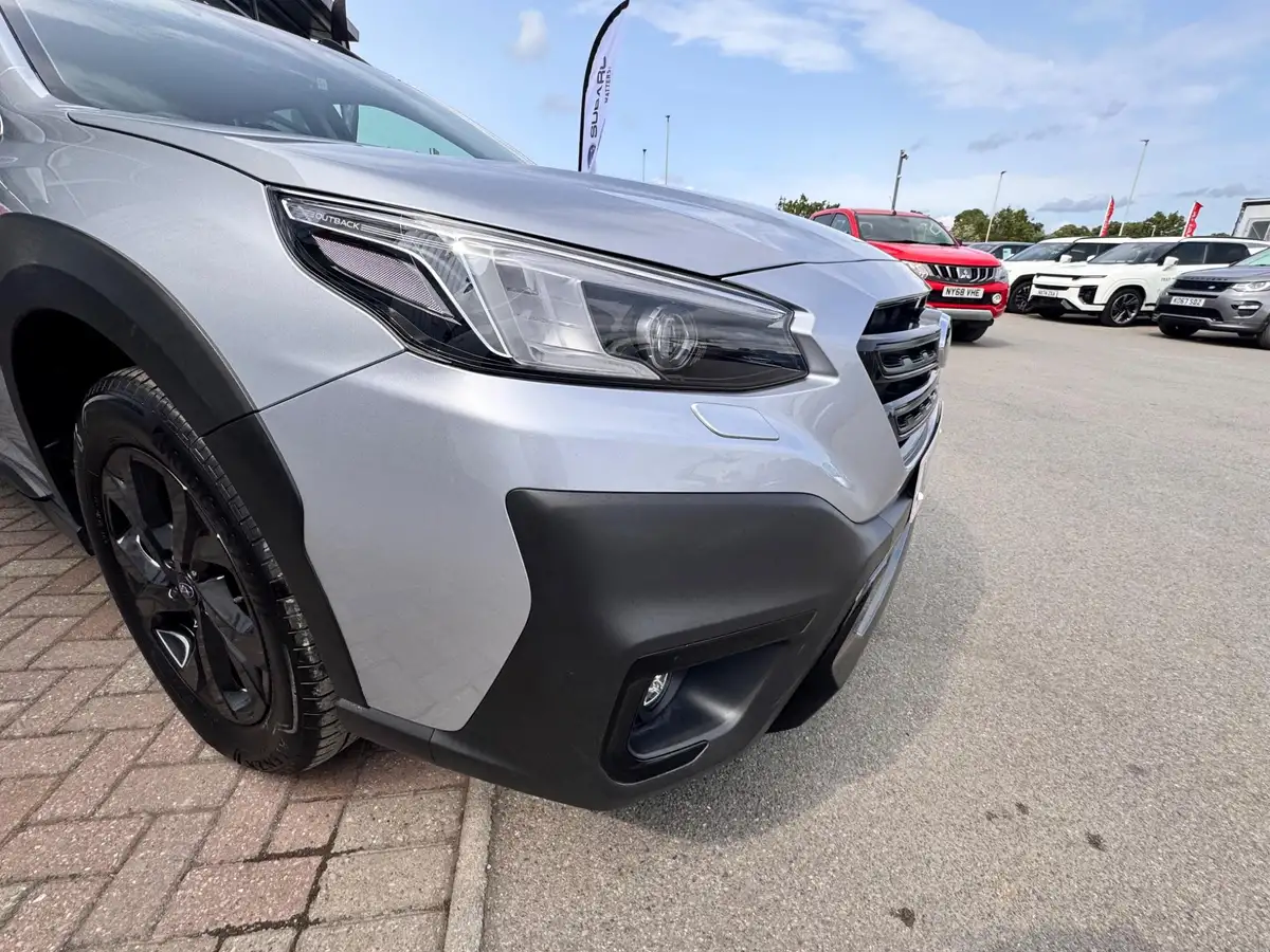 2023-subaru-outback-25i-field-big-21