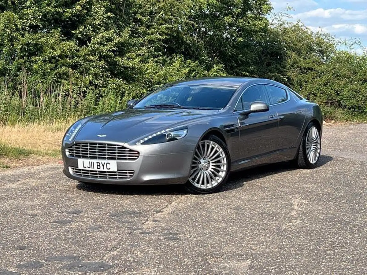 2011-aston-martin-rapide-s-v12-60-big-0