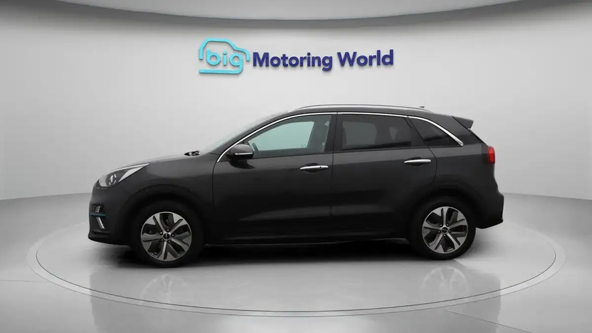 2022-kia-niro-ev-e-3-big-4