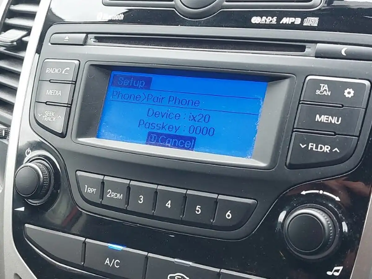 2017-hyundai-ix20-14-se-big-12